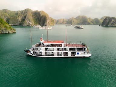 Vietnam Signature Package Tour 8 Days 7 Nights thumbnail 7