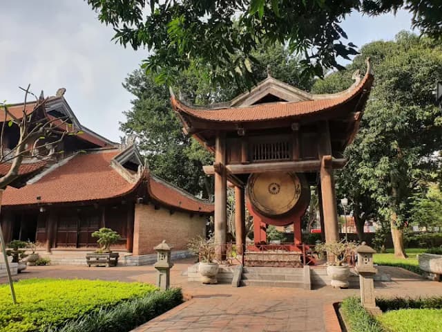 Day 01 HANOI ARRIVAL – GREETING – HANOI CITY TOUR– Private Tour (L)