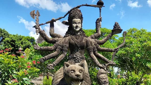 Day 5: Vientiane – Buddha Park & Departure