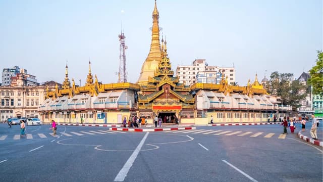 Day 6: Mandalay – Fly to Yangon – Culture & Markets (B)