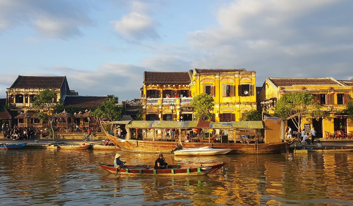 North Vietnam Package tour: 6 Days  11