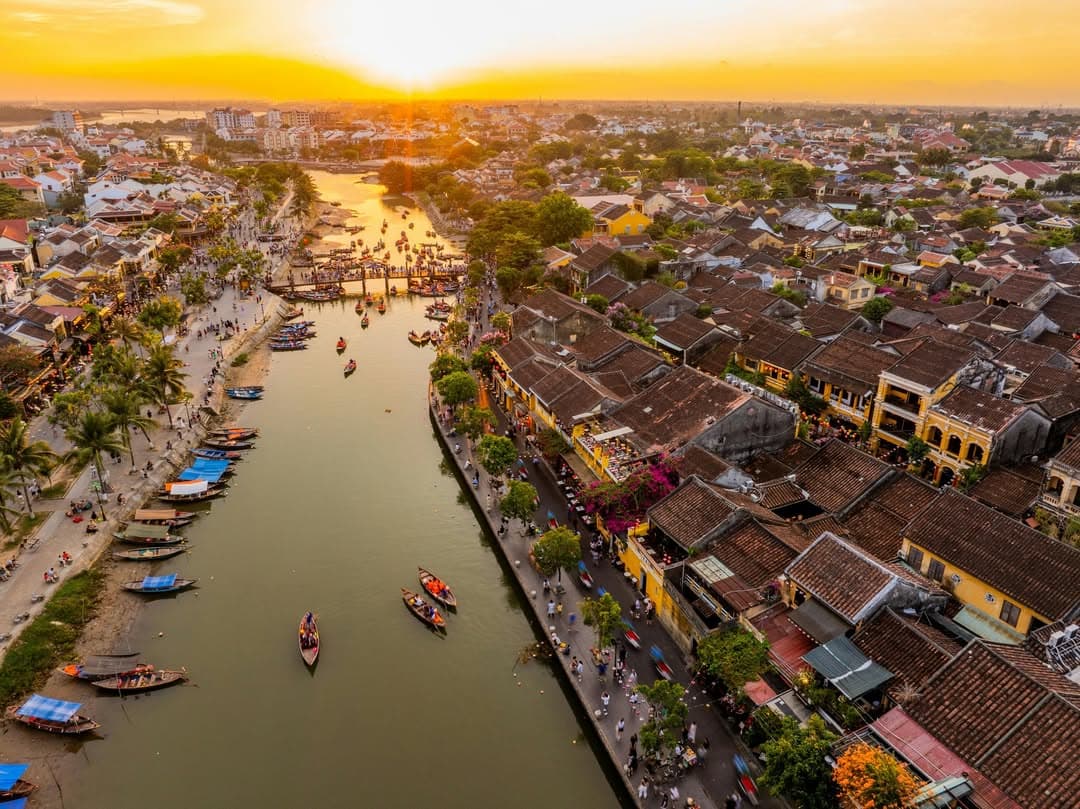 Wonder of Vietnam package tour: 8 Days 2