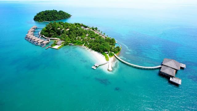 Day 6: Koh Rong Island β Relaxation & Ocean Adventure